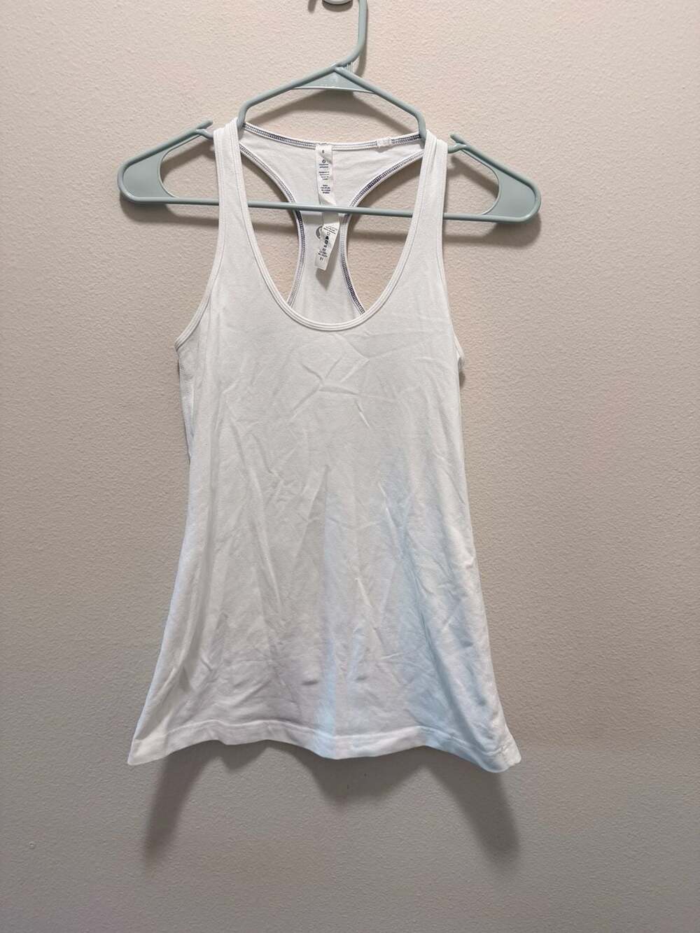 Lululemon Athletica White Racerback Tank Top Size 8